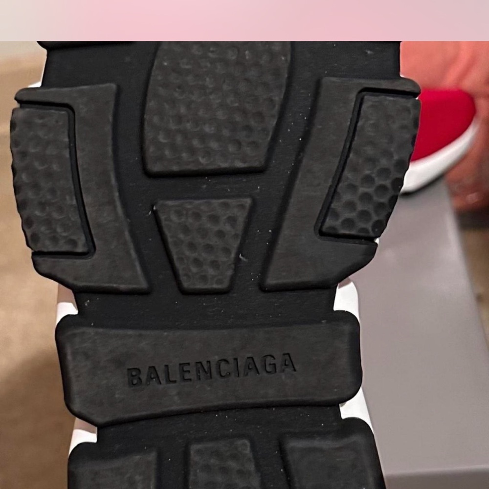 Balenciaga Red and White Knit Sneakers - Picture 6 of 8